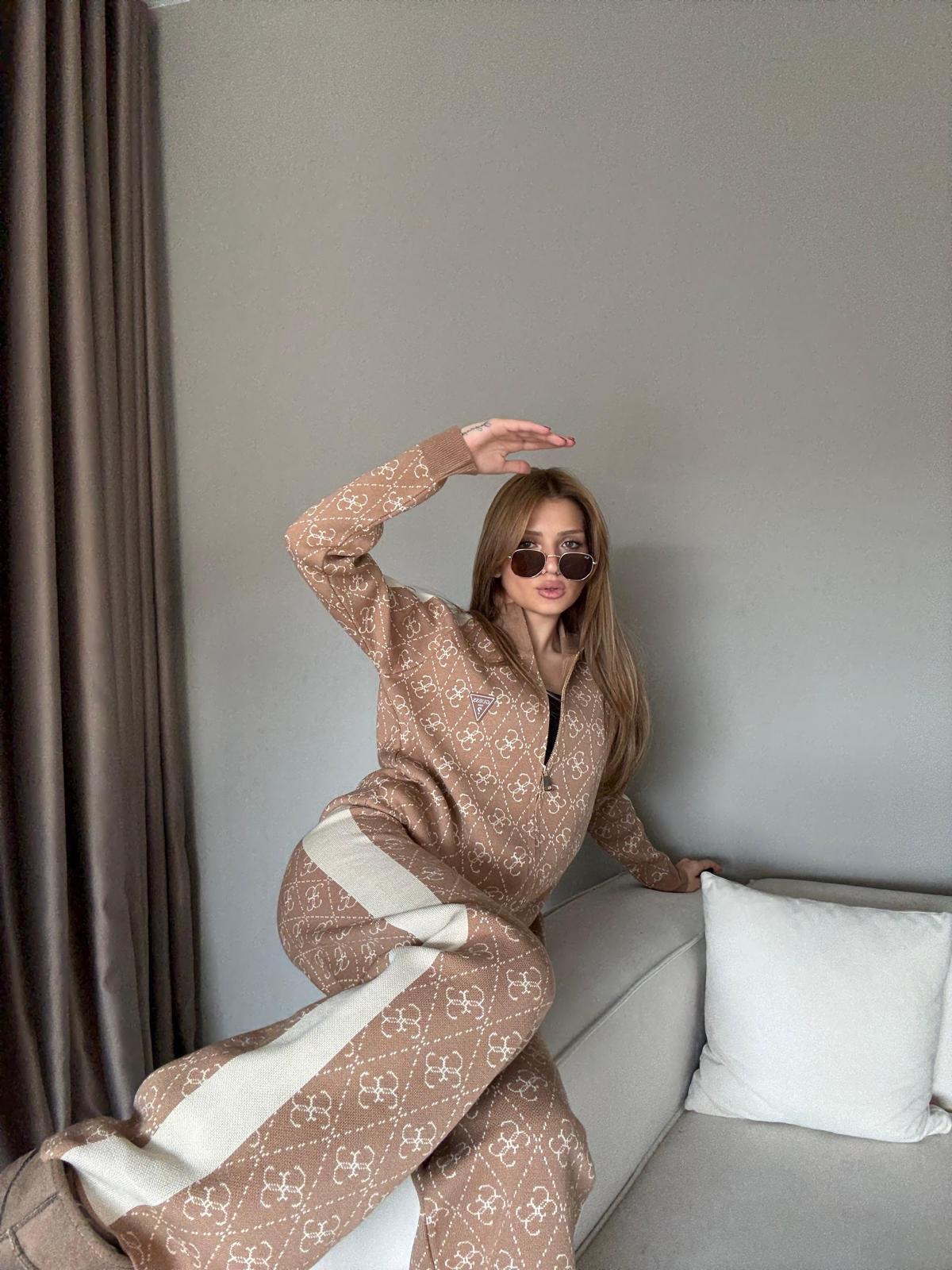 53142672-5326-43ce-acde-fc5ee969c497