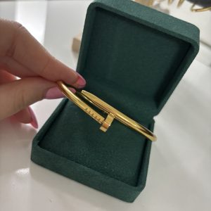 Narukvice od nehrđajućeg čelika