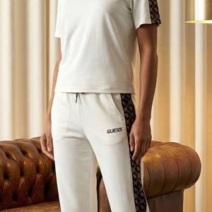 Guess komplet