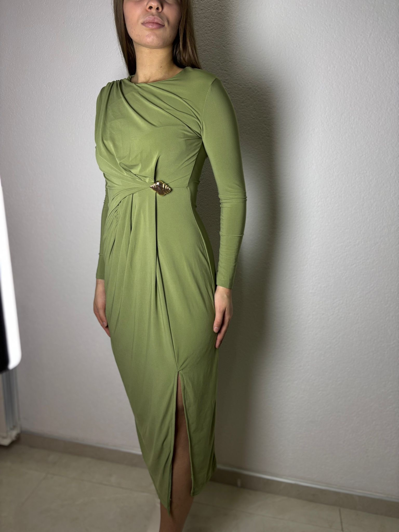 Dilvin Midi haljina sa zlatnom tokom